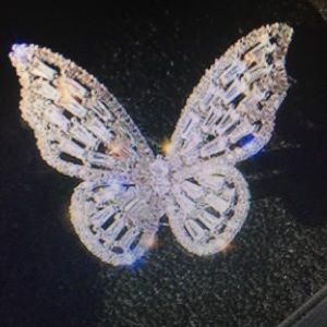 NEW WHITE GOLD BUTTERFLY 🦋 RING -ELEGANT